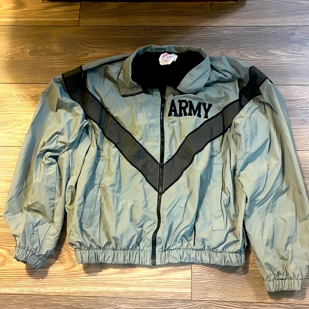 US Army IPFU Nylon Windbreaker Training Jacket Mesh Lined Grey
